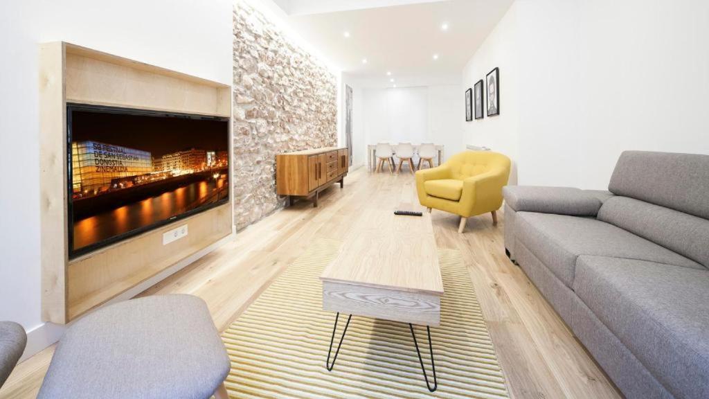 Luxury Boutiques I - Sshousing